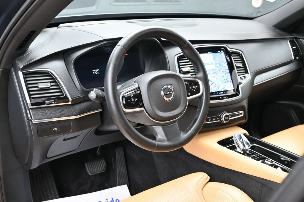Used 2023 Volvo XC90 B6 Ultimate w/ Protection Package Premier AWD/4WD image 13
