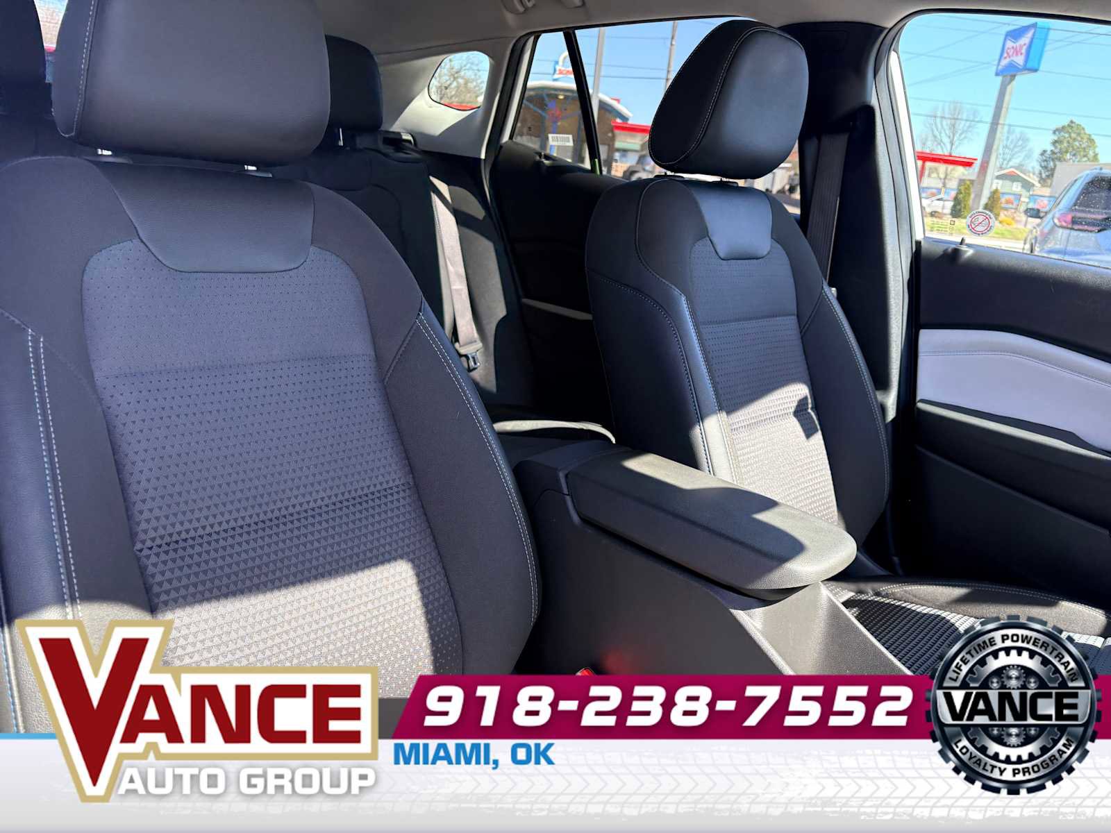 Used 2025 Chevrolet Trax LT w/ LT Convenience Package image 20