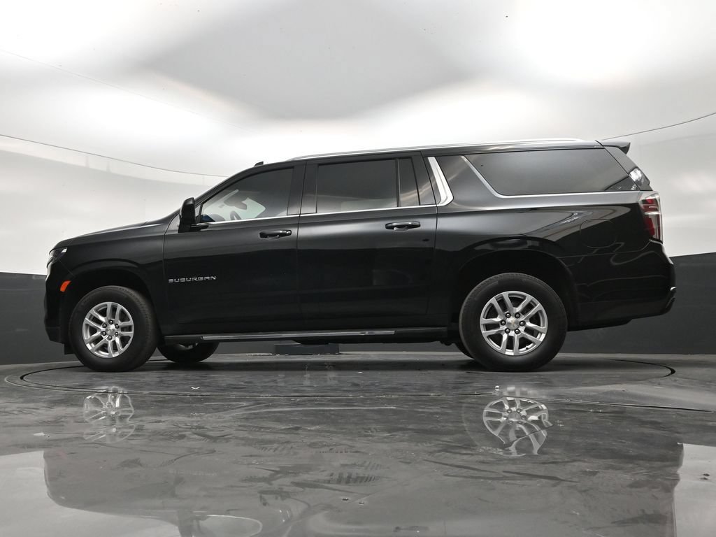 Used 2024 Chevrolet Suburban LS RWD image 20