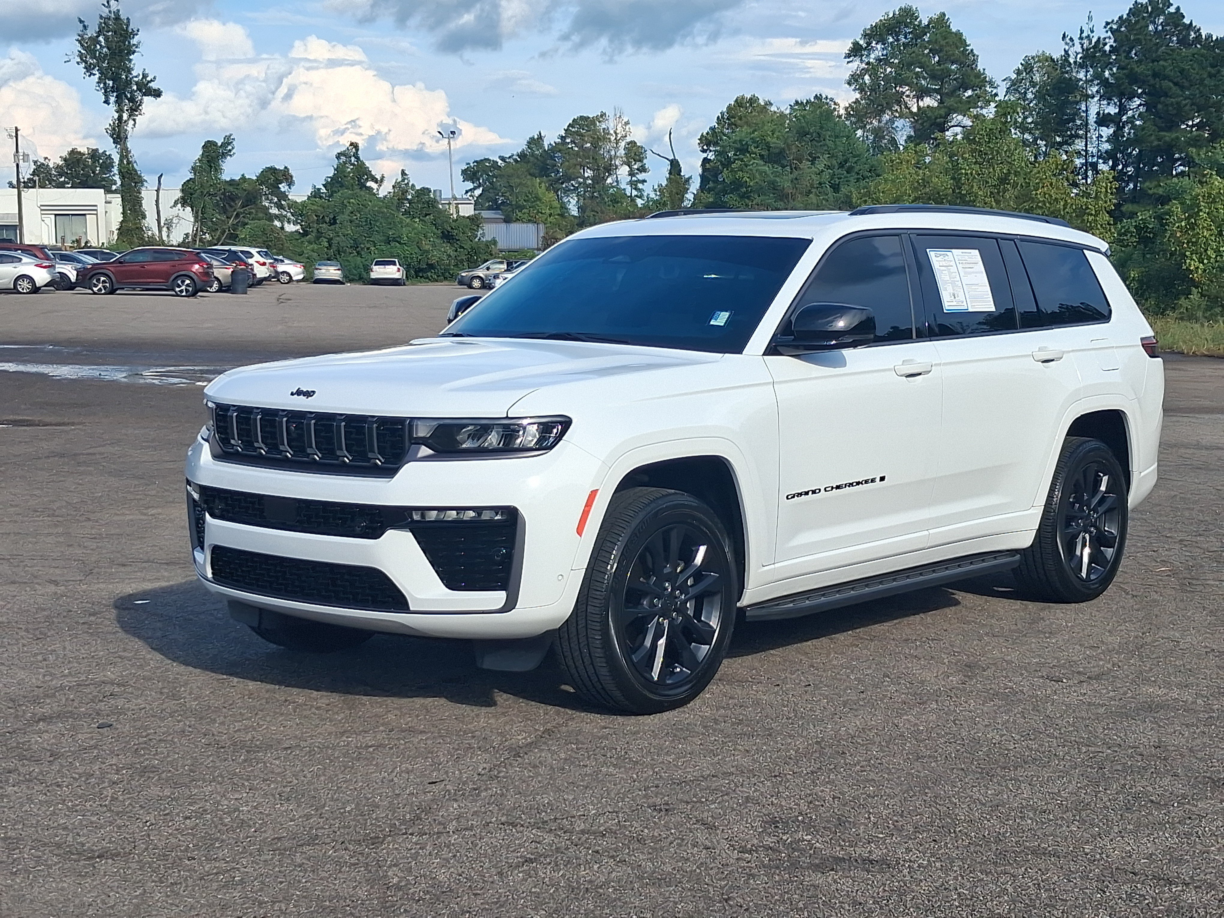 Used 2026 Jeep Grand Cherokee L Limited AWD/4WD image 7