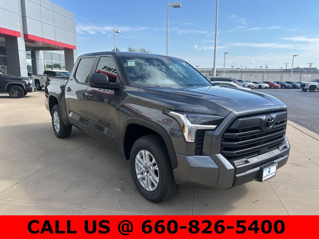 New 2026 Toyota Tundra SR5 image 3