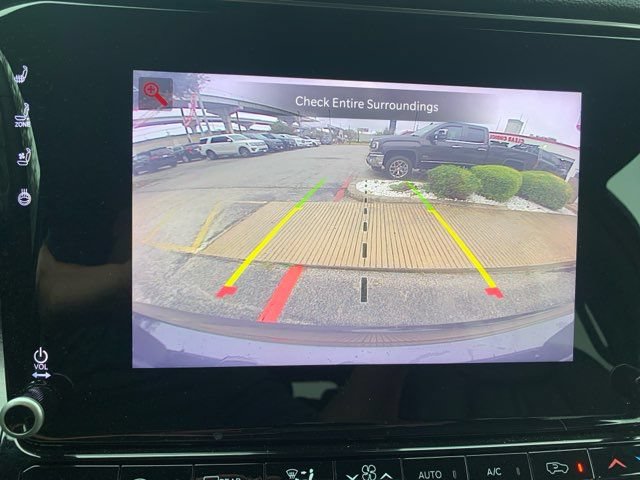 Used 2024 Jeep Wagoneer L Series II AWD/4WD image 41