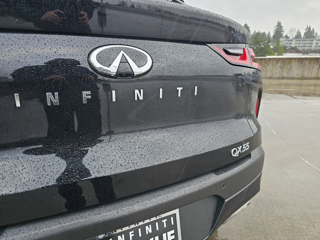 Certified 2024 INFINITI QX55 Essential image 24