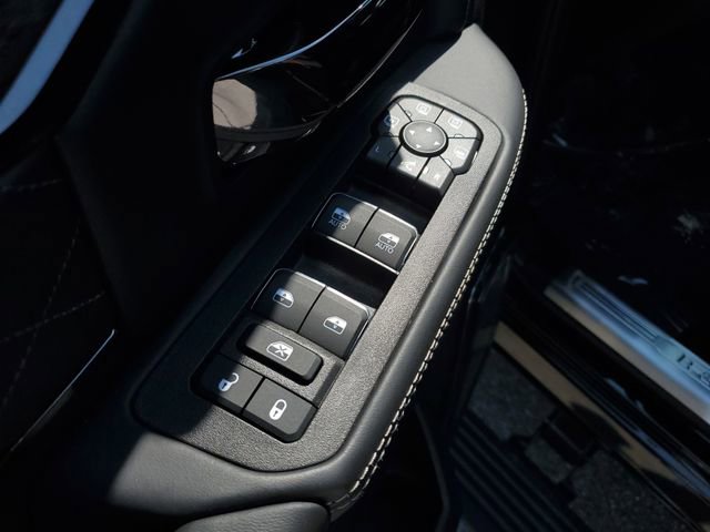 New 2026 RAM 3500 Limited image 25