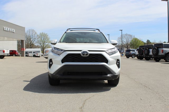 Used 2023 Toyota RAV4 XLE Premium FWD image 8