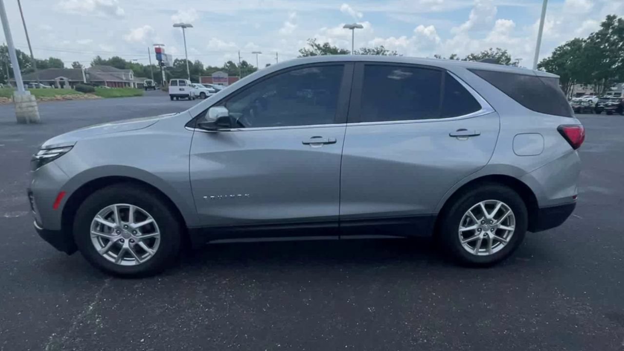 Used 2024 Chevrolet Equinox LT FWD image 5