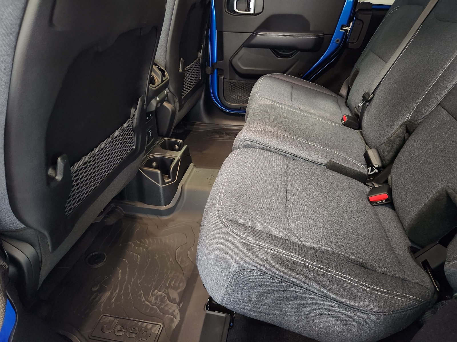 New 2026 Jeep Wrangler Unlimited Rubicon AWD/4WD image 20