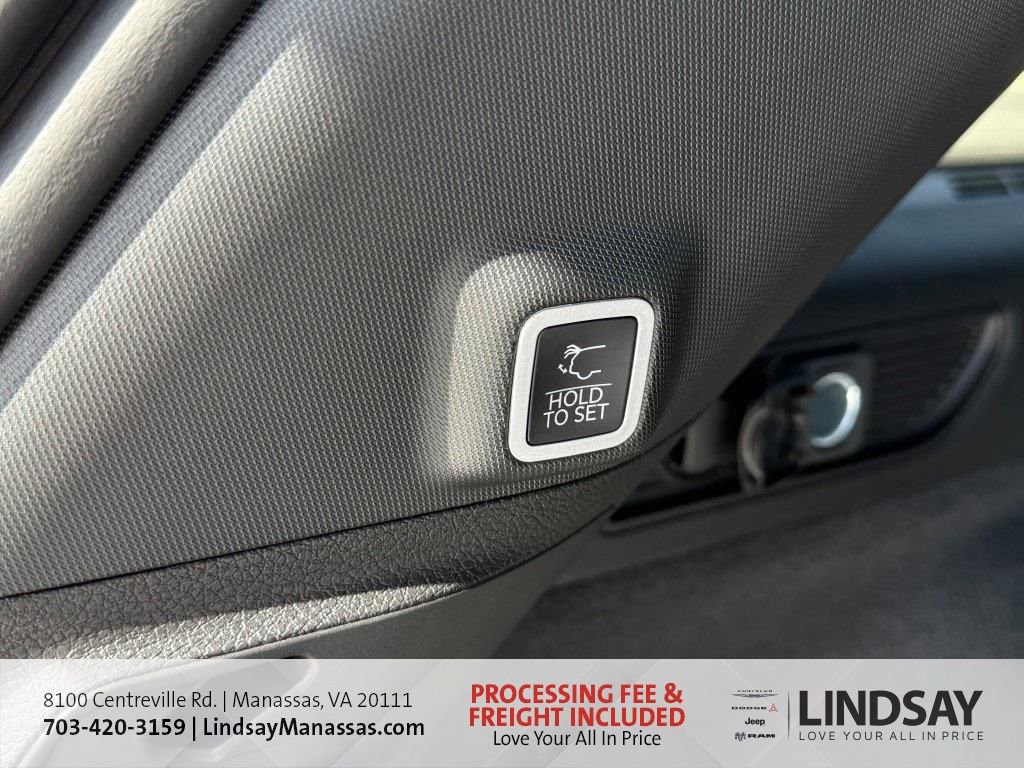 New 2025 Jeep Grand Cherokee Overland w/ Adv Protech Group III AWD/4WD image 25