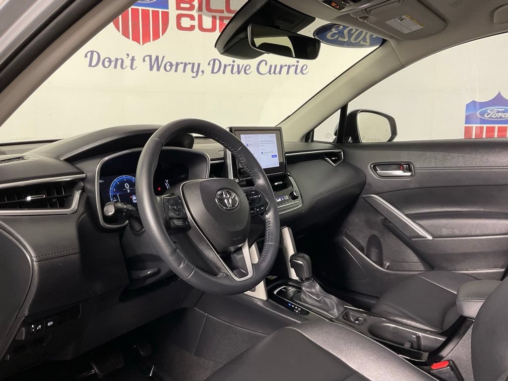 Used 2023 Toyota Corolla Cross XLE FWD image 13
