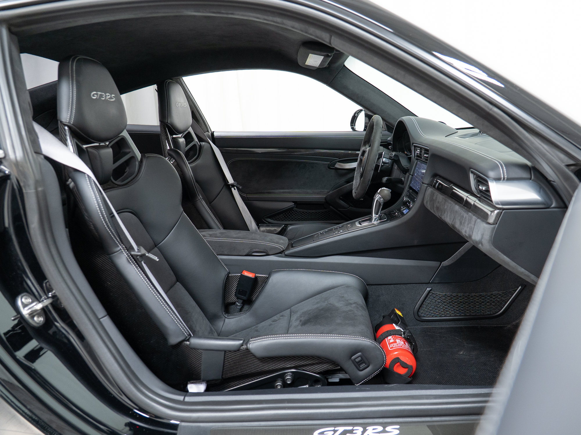 Certified 2019 Porsche 911 GT3 RS RWD image 33