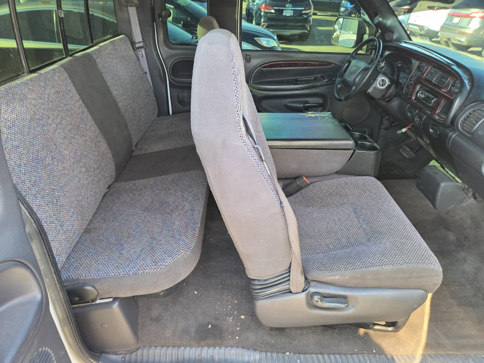 Used 2000 Dodge Ram 3500 Truck 2WD Quad Cab image 9