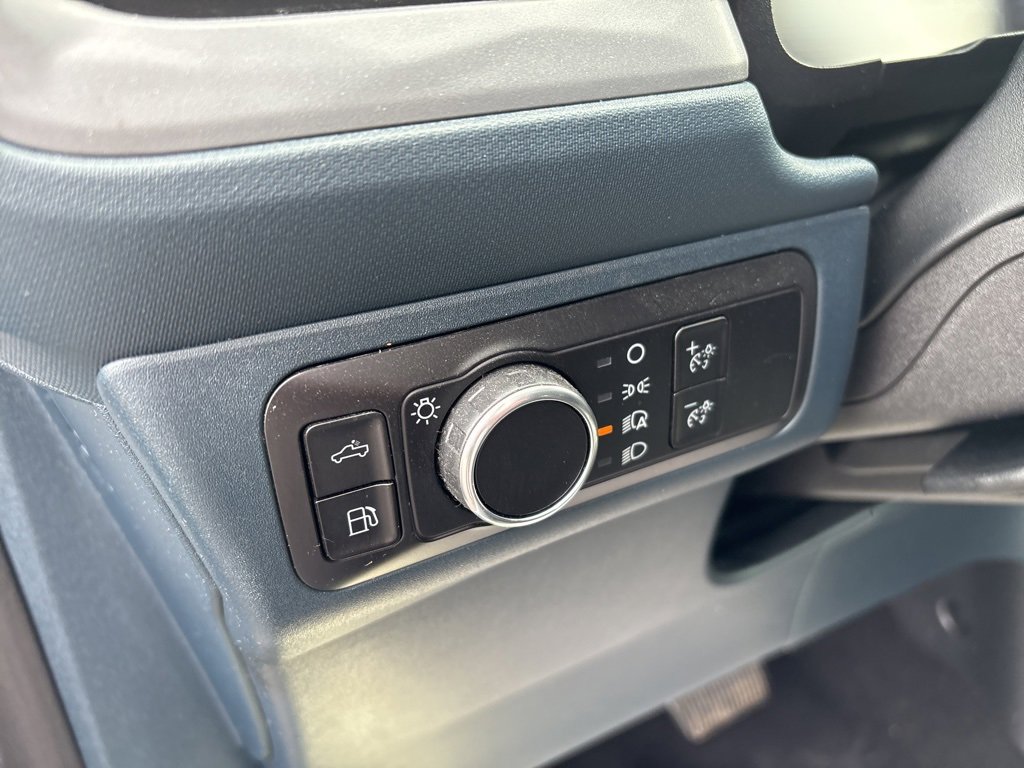 Used 2025 Ford Maverick XL w/ Equipment Group 101A image 21