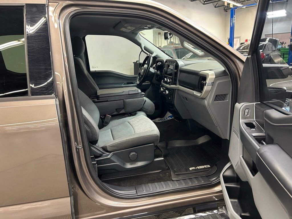 Used 2021 Ford F150 XLT w/ Equipment Group 301A Mid AWD/4WD image 13