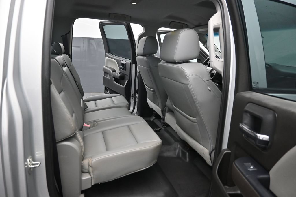 Used 2017 Chevrolet Silverado 2500 W/T AWD/4WD image 26