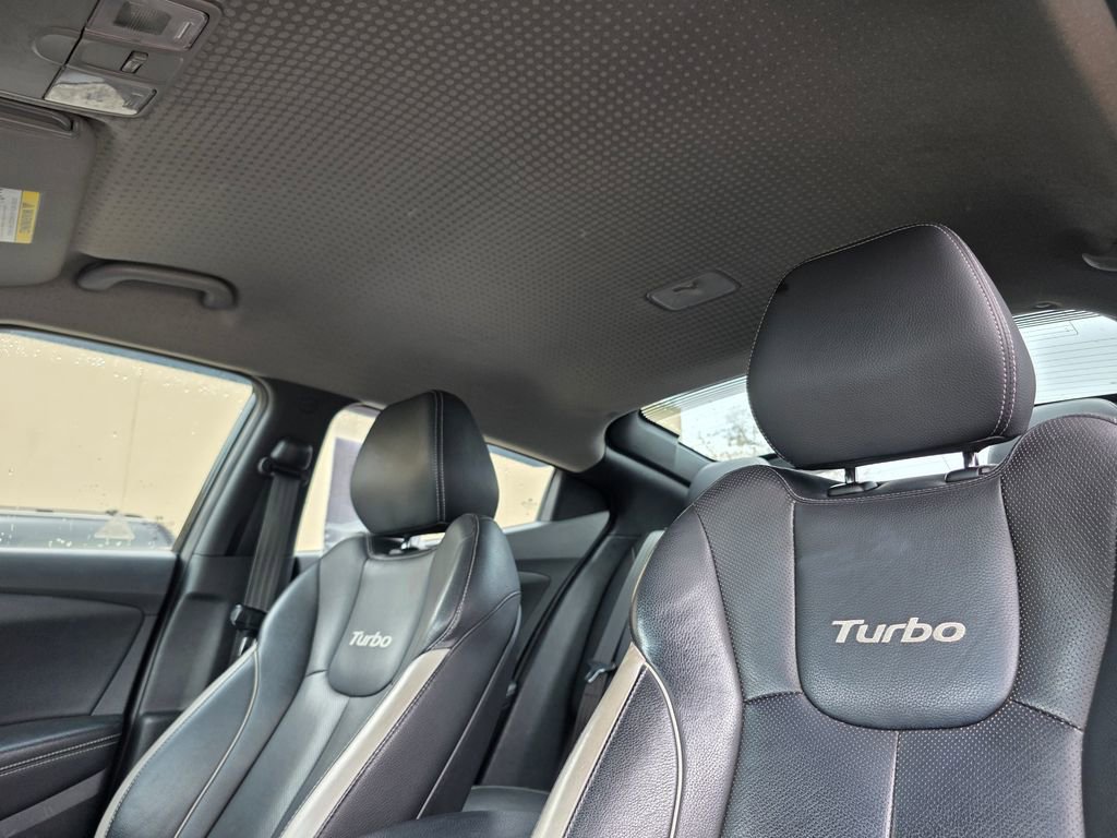 Used 2013 Hyundai Veloster Turbo image 20