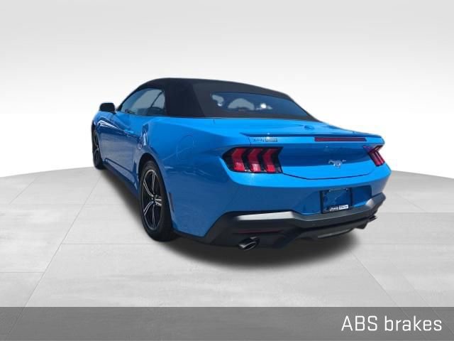 Used 2025 Ford Mustang Premium RWD image 19