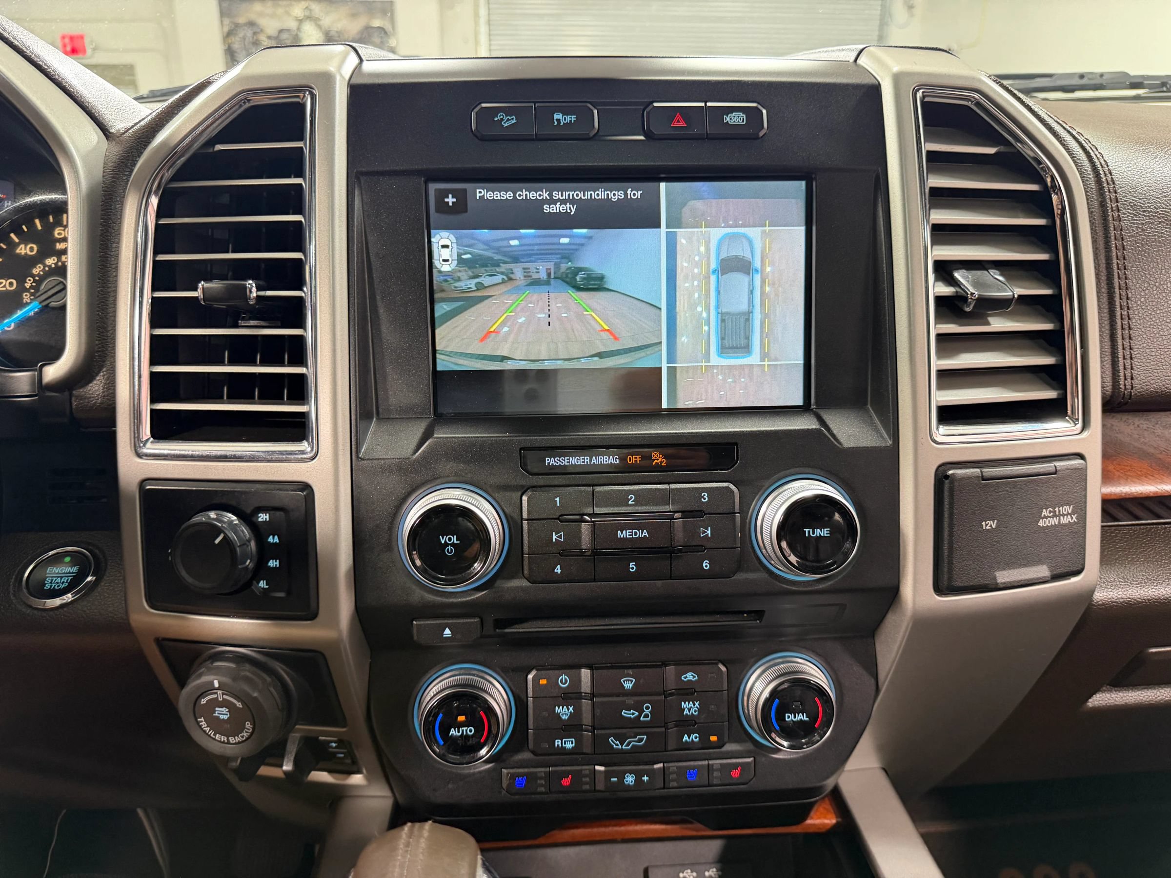 Used 2016 Ford F150 King Ranch w/ Equipment Group 601A Luxury AWD/4WD image 21