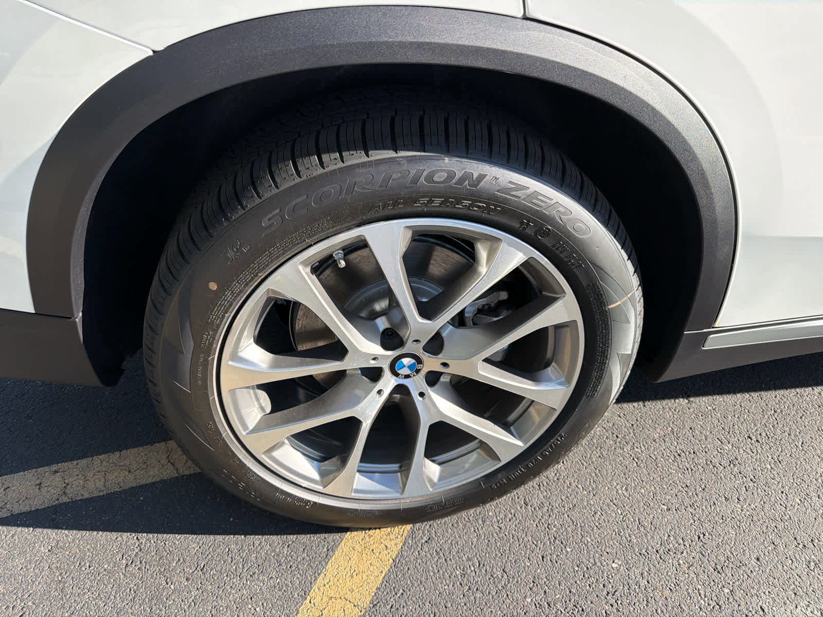 New 2026 BMW X5 xDrive40i AWD/4WD image 9