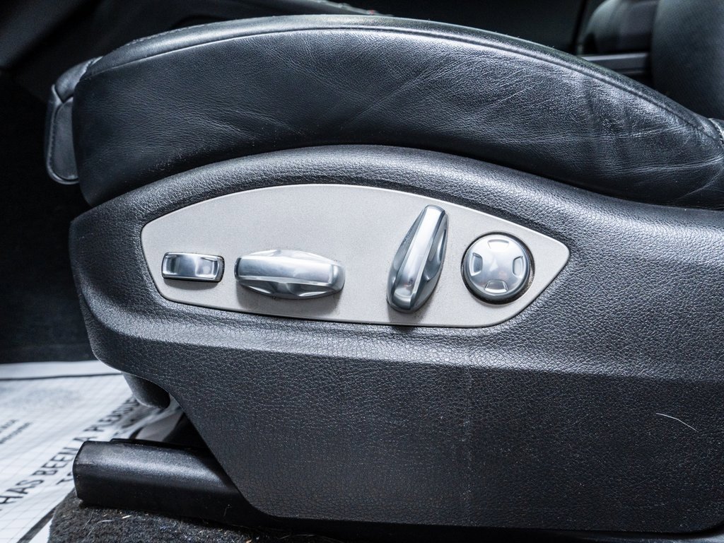 Used 2017 Porsche Macan S image 25