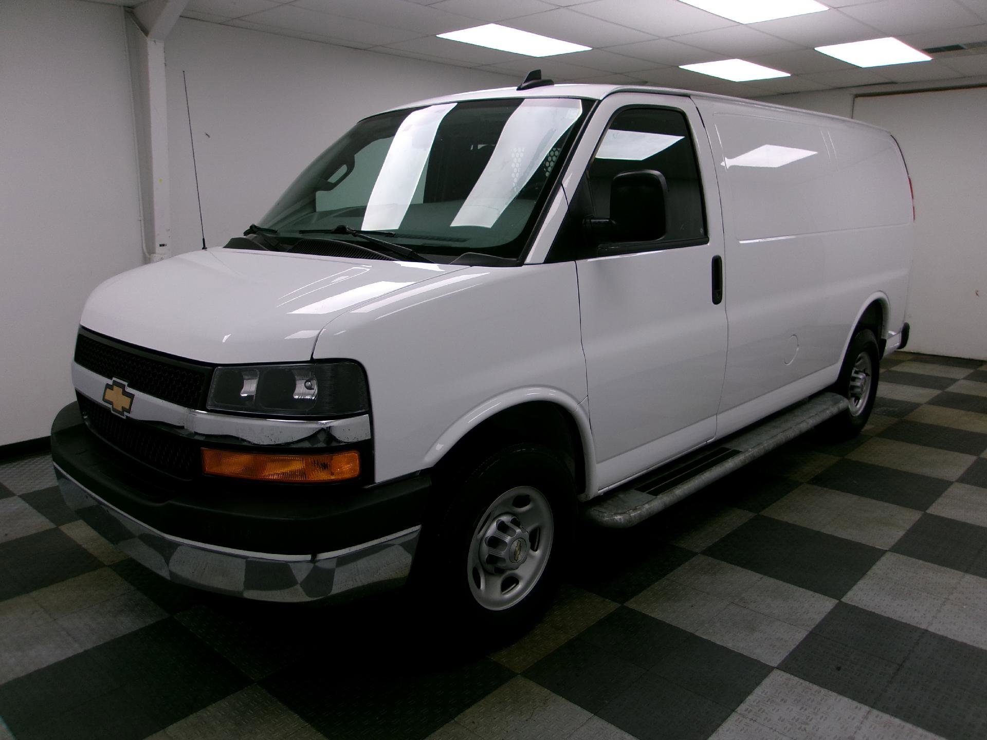 Used 2025 Chevrolet Express 2500 w/ Driver Convenience Package RWD image 12
