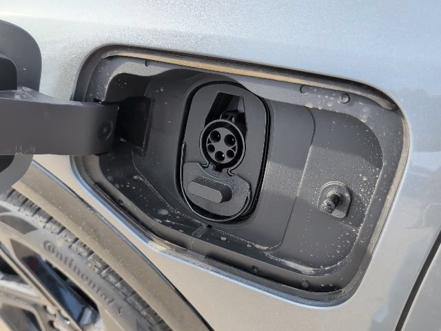 New 2026 Chevrolet Equinox EV RS FWD image 33