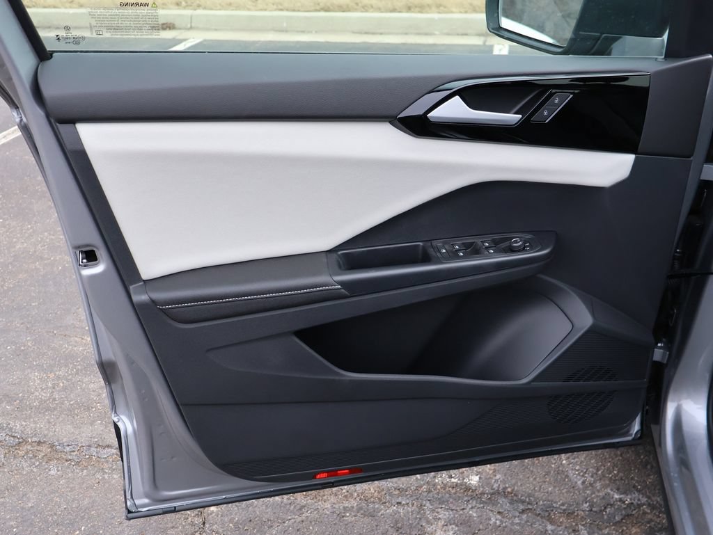 New 2026 Volkswagen Taos S FWD image 38
