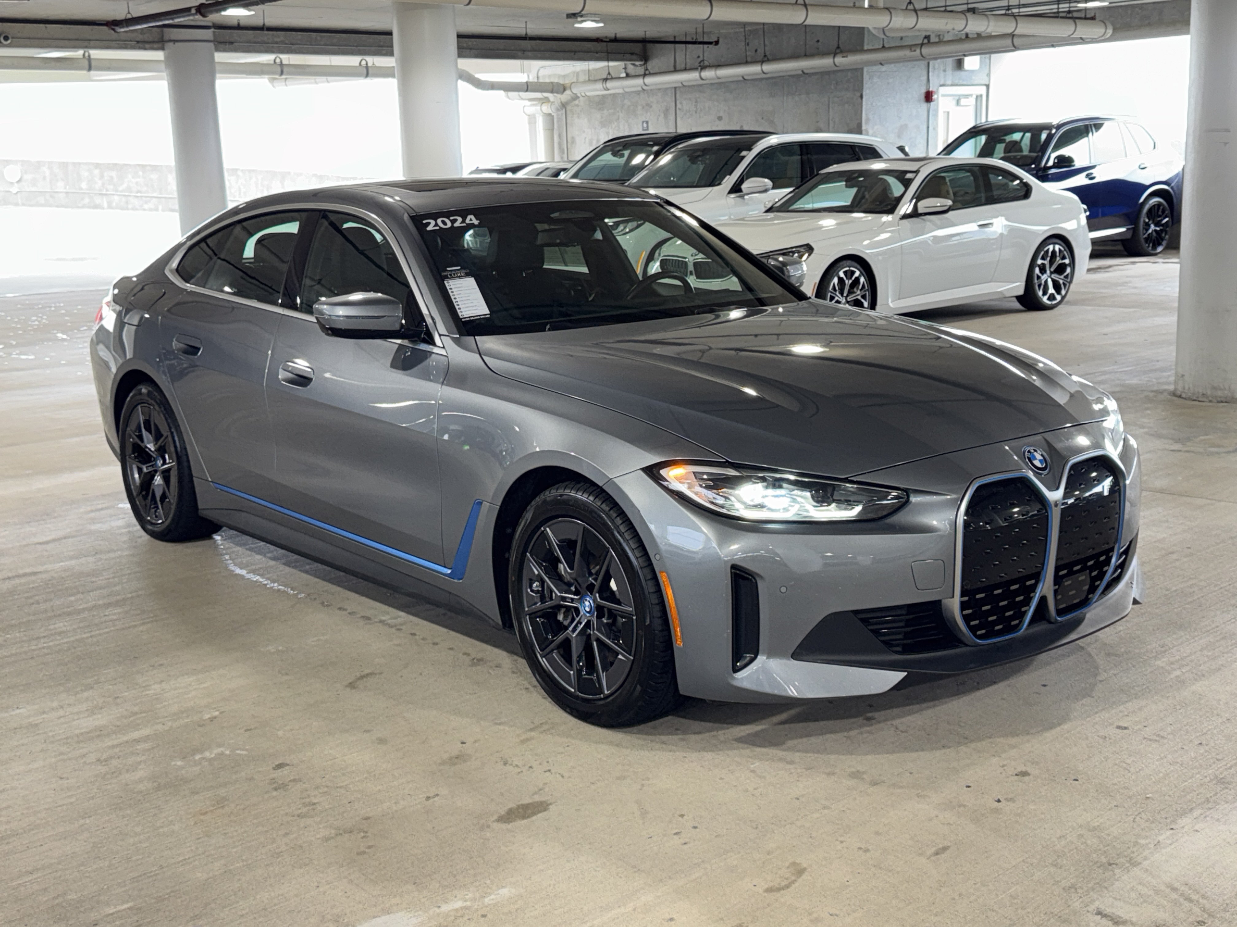 Used 2024 BMW i4 eDrive40 RWD image 2