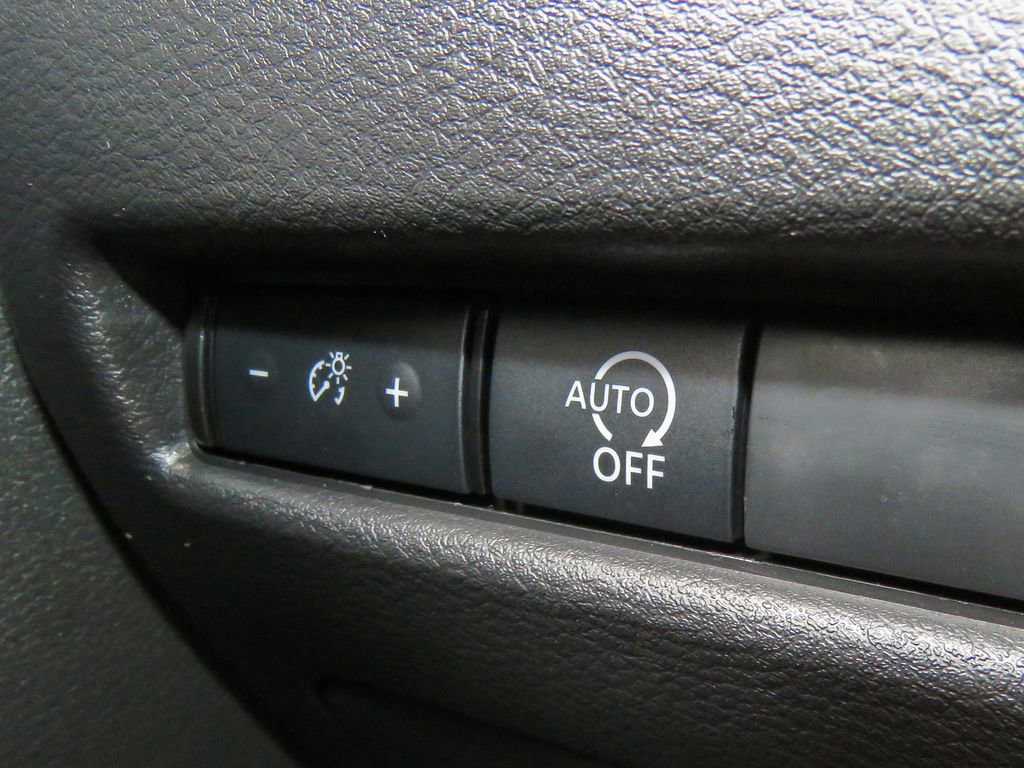 Certified 2025 Nissan Rogue S image 26