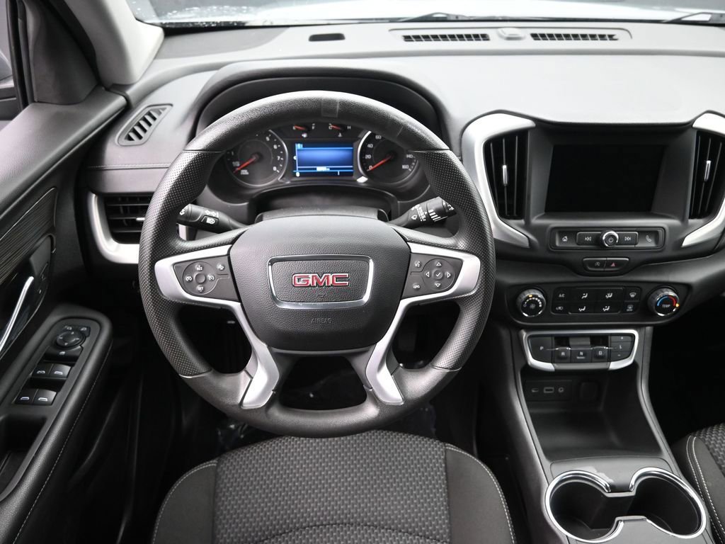 Used 2024 GMC Terrain SLE image 23