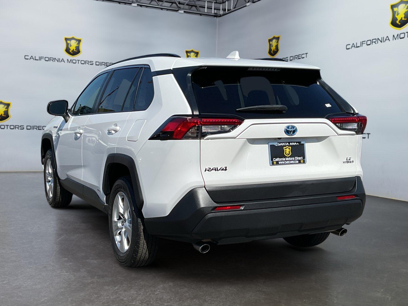 Used 2021 Toyota RAV4 LE AWD/4WD image 7