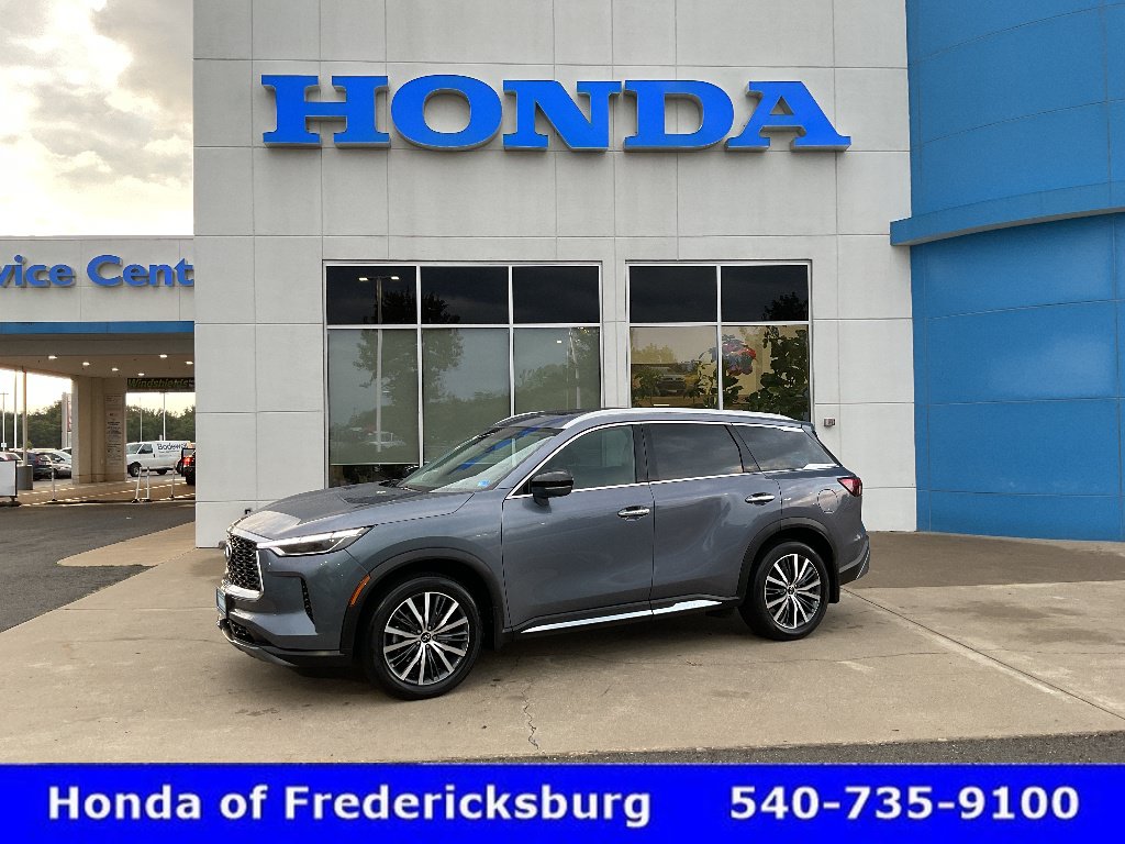 Used 2023 INFINITI QX60 Sensory w/ Vision Package