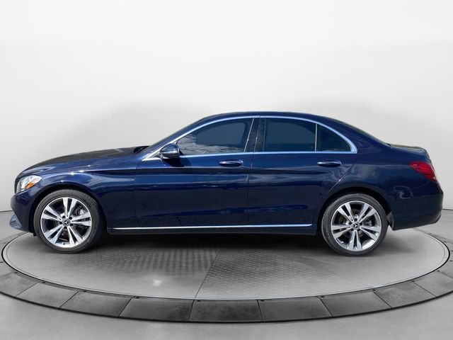 Used 2018 Mercedes-Benz C 300 4MATIC Sedan image 2