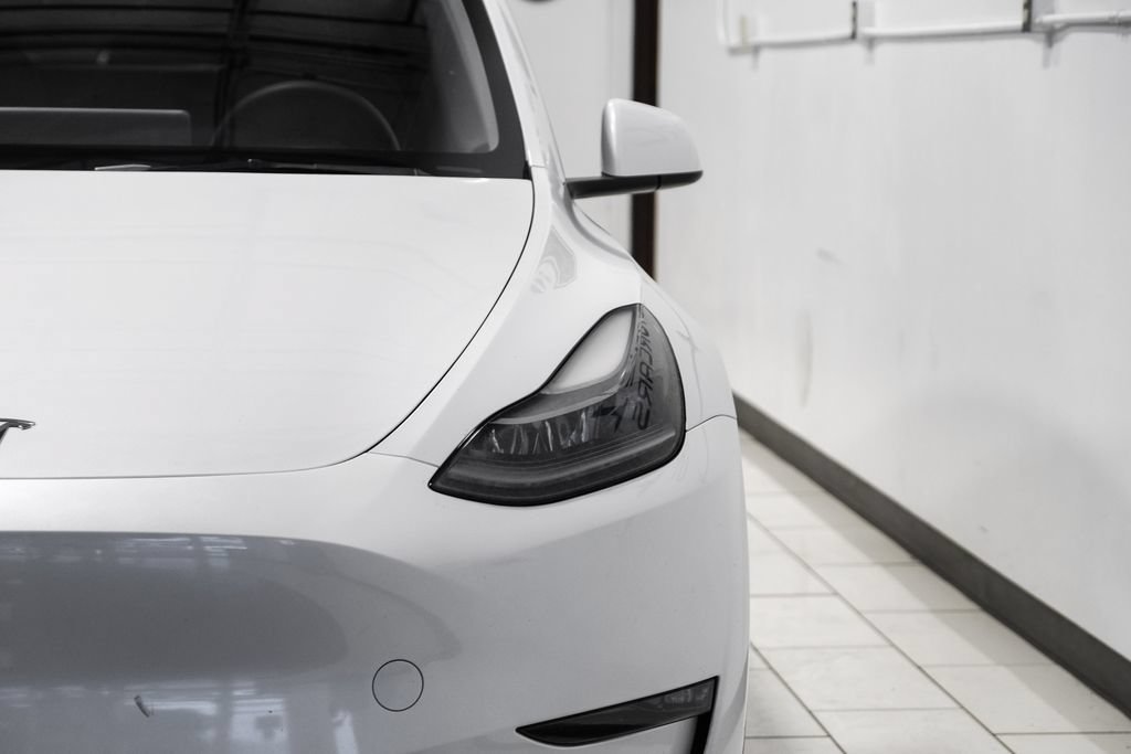 Used 2023 Tesla Model Y Long Range AWD/4WD image 42