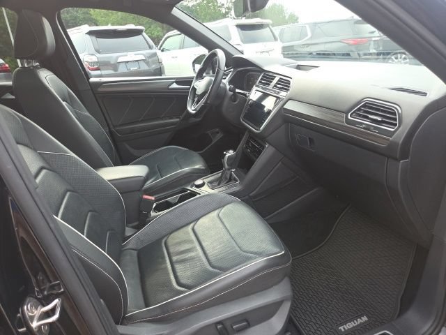 Used 2022 Volkswagen Tiguan SEL R-Line AWD/4WD image 40
