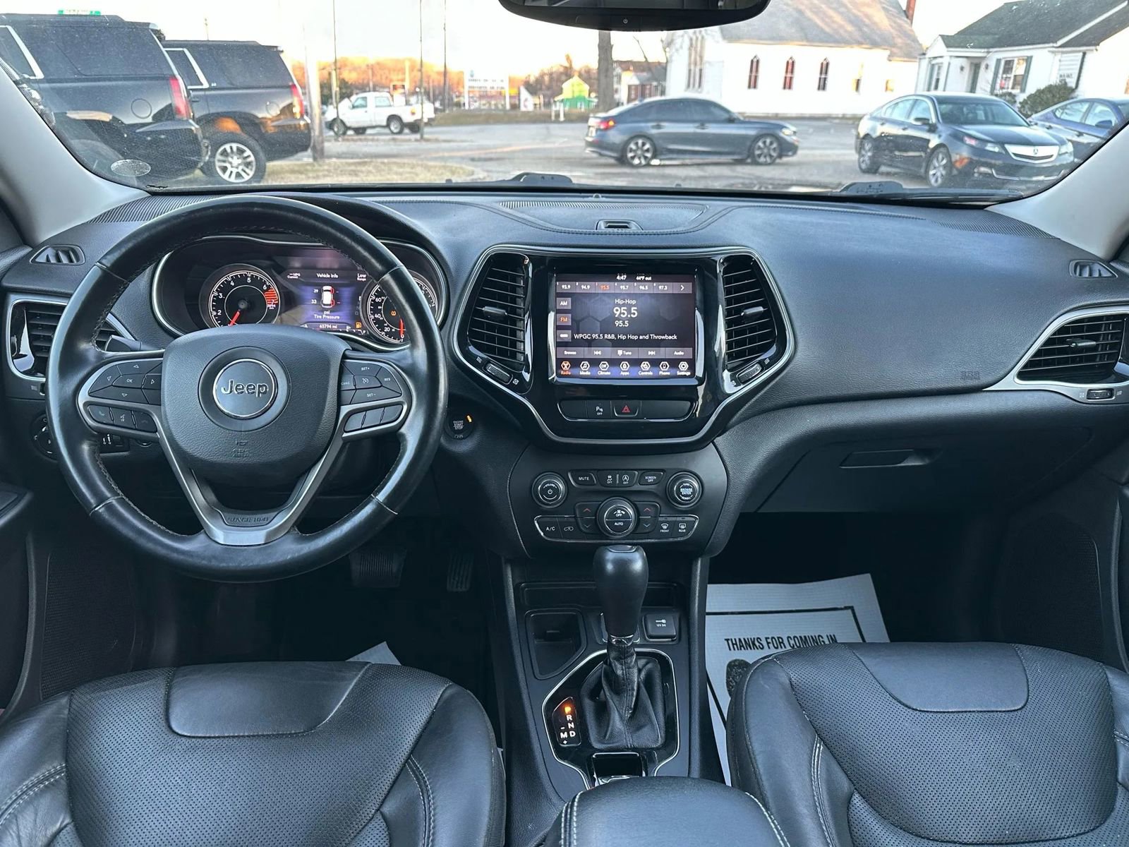 Used 2020 Jeep Cherokee Limited image 11