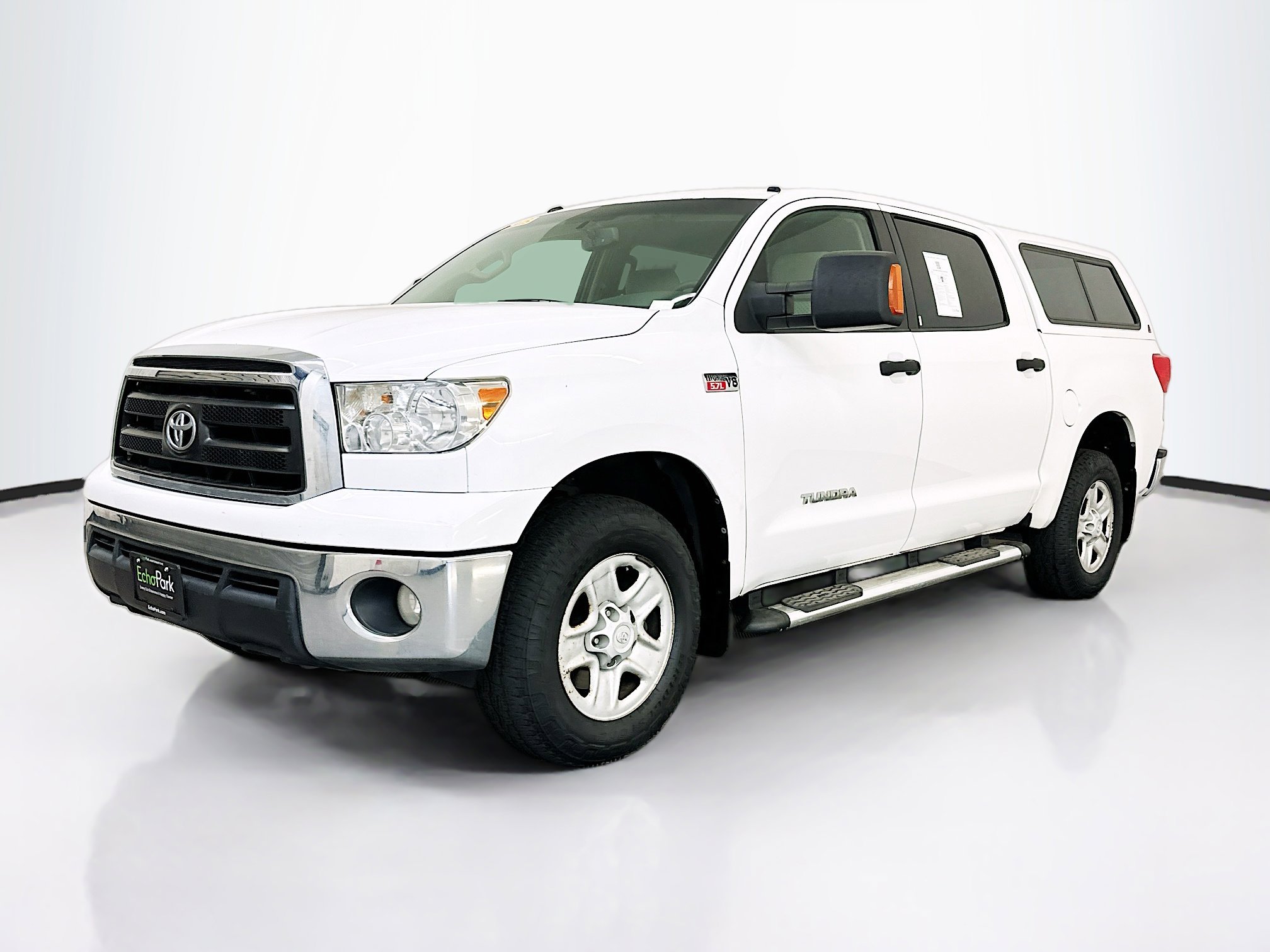Used 2012 Toyota Tundra 4x4 CrewMax w/ Tow Pkg image 3
