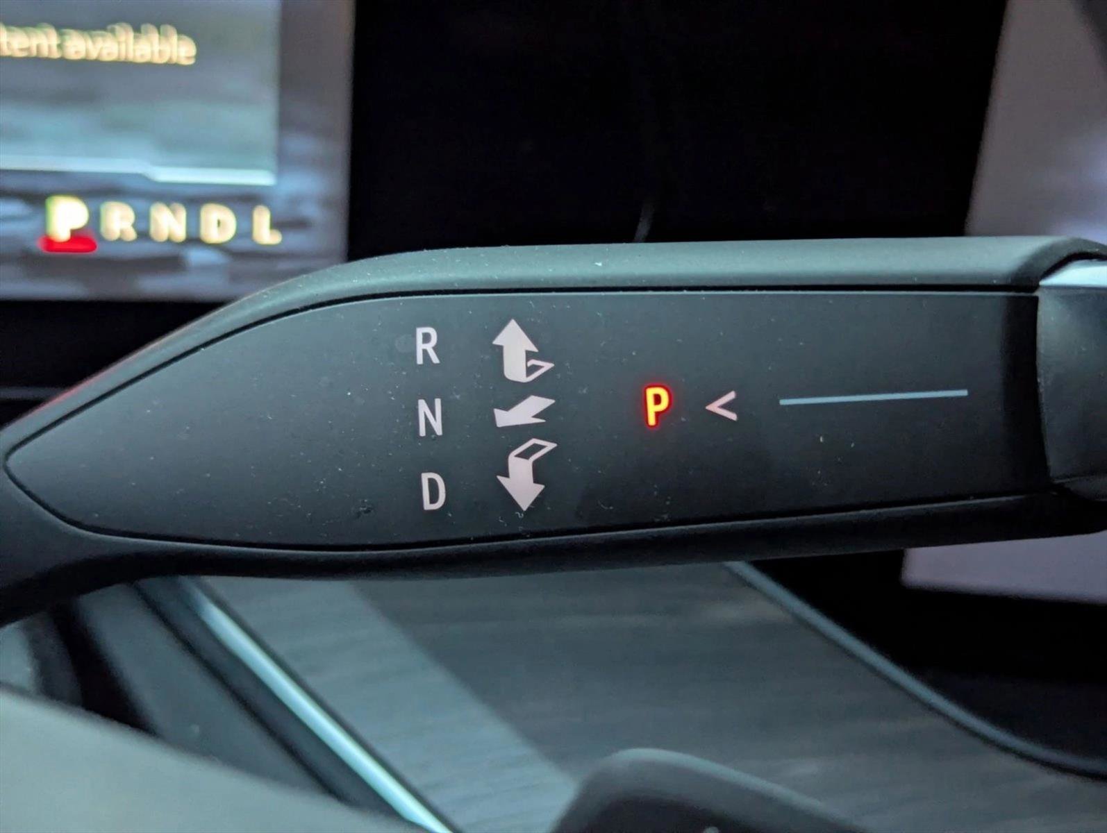 Used 2025 Chevrolet Tahoe LT AWD/4WD image 16