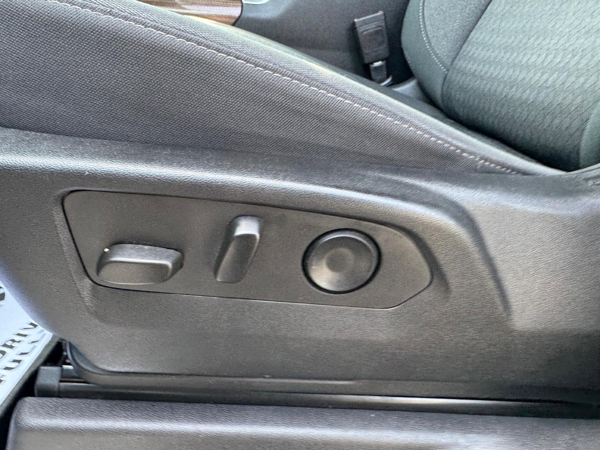 Certified 2023 Chevrolet Silverado 1500 RST w/ All Star Edition Plus image 27