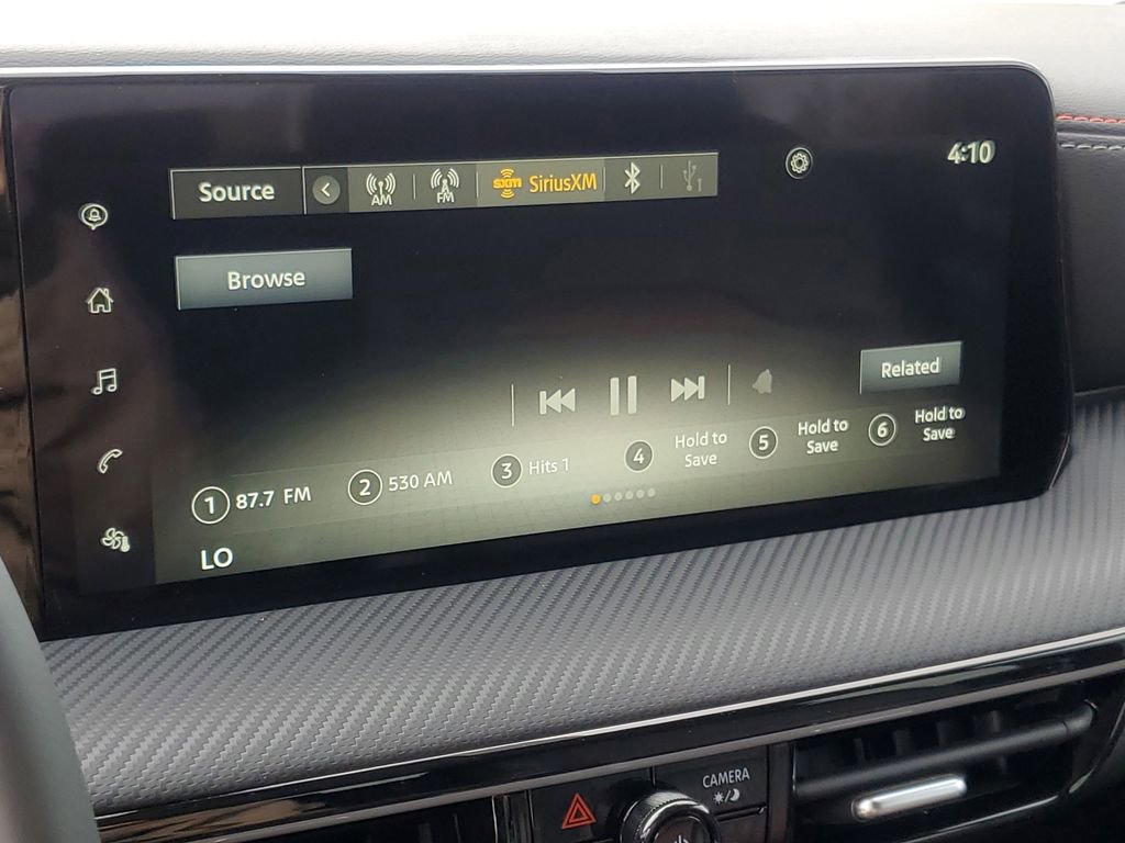 New 2025 Nissan Kicks SR image 19