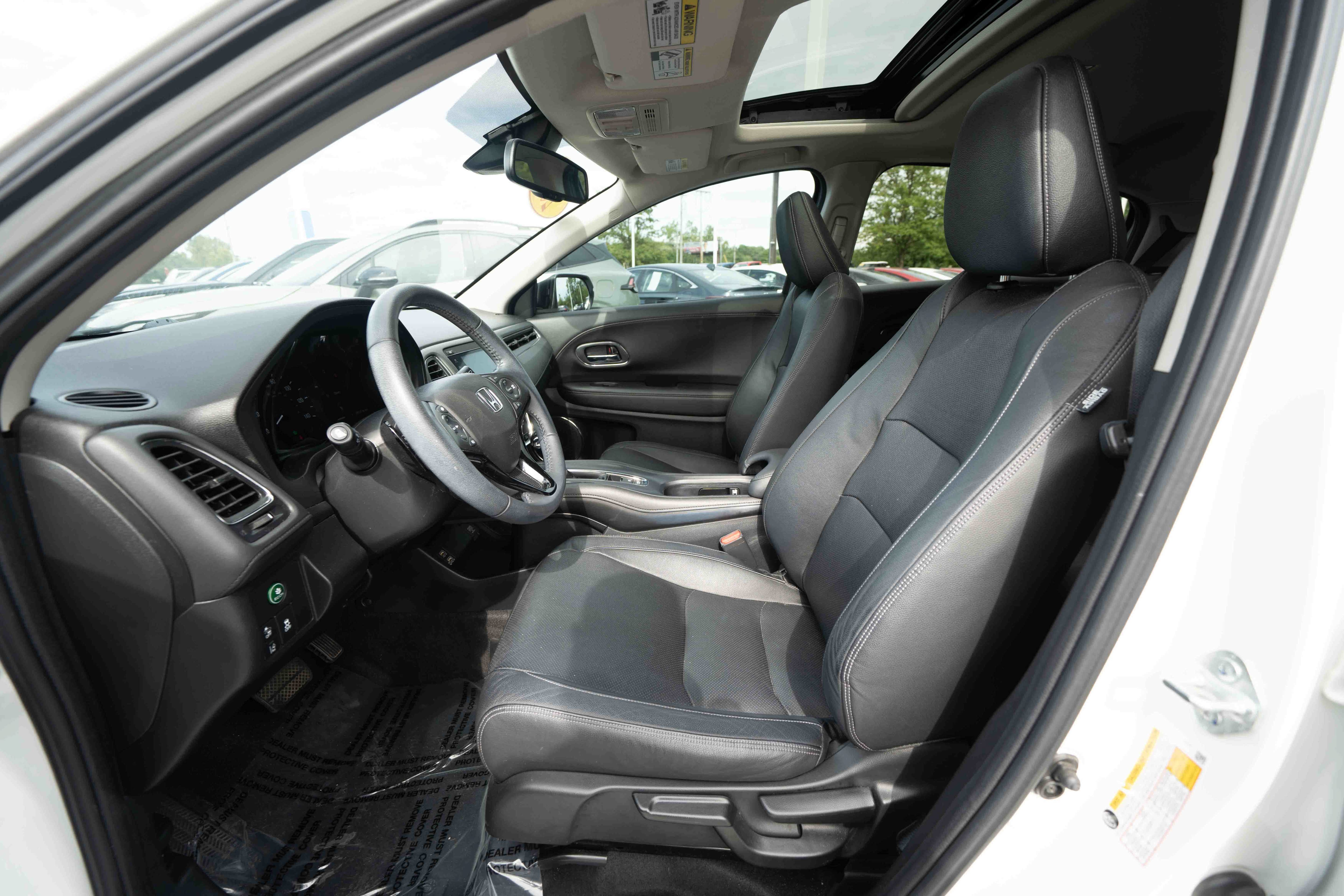 Certified 2022 Honda HR-V EX-L image 9