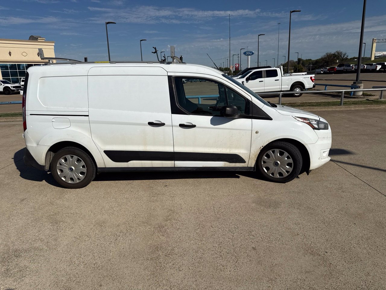 Used 2021 Ford Transit Connect XLT FWD image 17