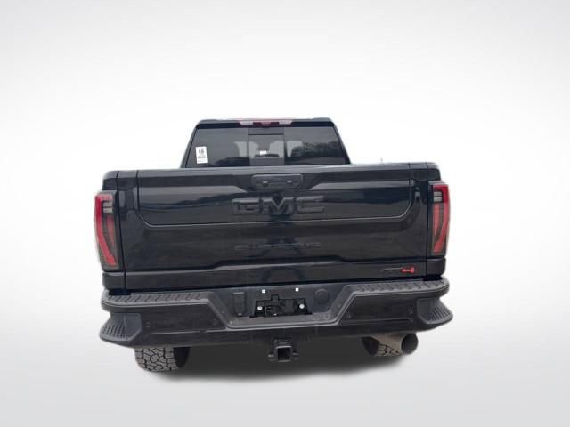 Used 2025 GMC Sierra 2500 AT4 w/ AT4 Premium Plus Package image 6