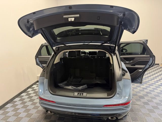 Used 2024 Lincoln Corsair Premiere w/ Equipment Group 101A image 22