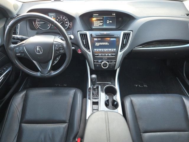 Used 2018 Acura TLX w/ Technology Package FWD image 11