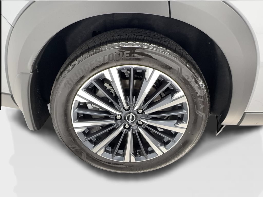 Used 2026 Nissan Pathfinder Platinum w/ Cargo Package FWD image 16