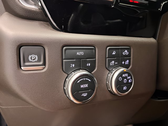 Used 2022 GMC Sierra 1500 SLT w/ SLT Premium Plus Package AWD/4WD image 7