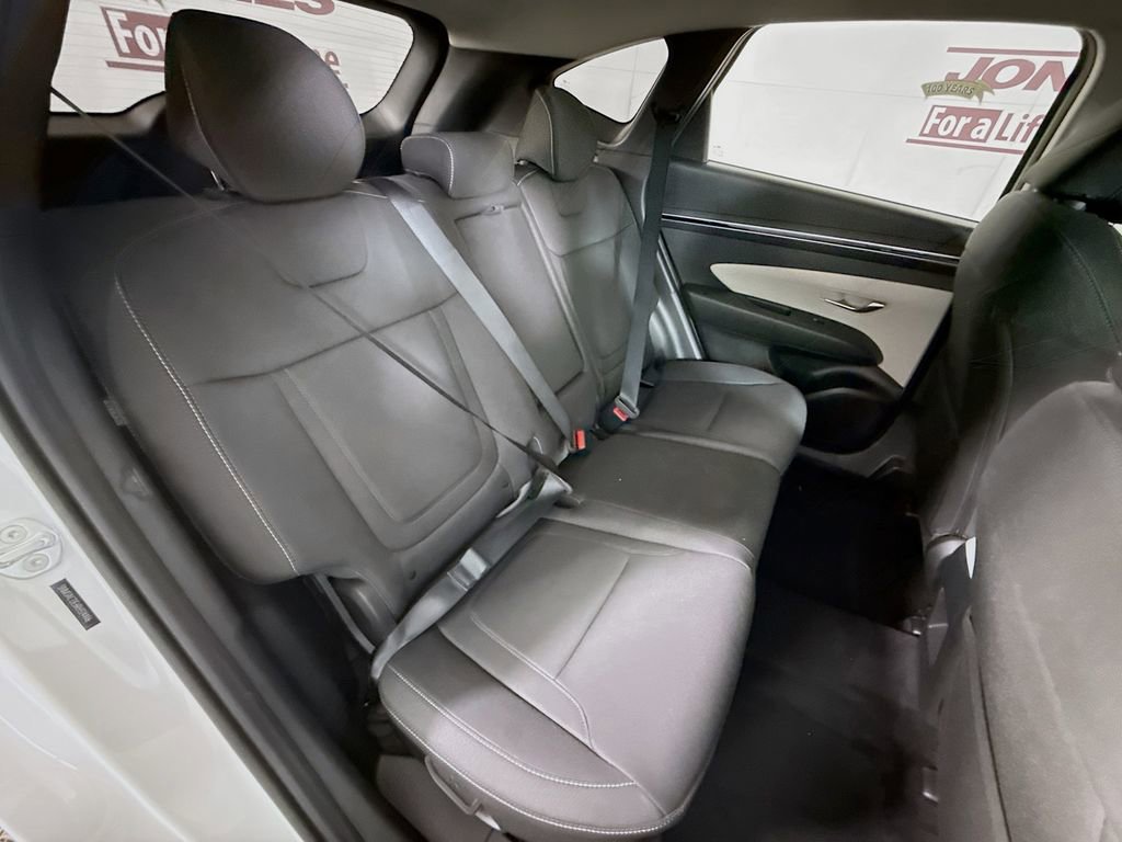 Used 2024 Hyundai Tucson SE image 28