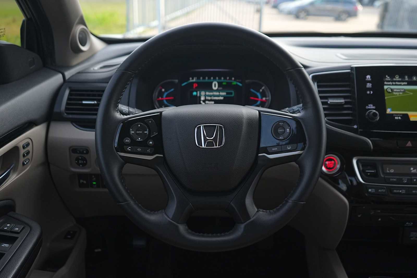 Used 2019 Honda Pilot Touring image 16