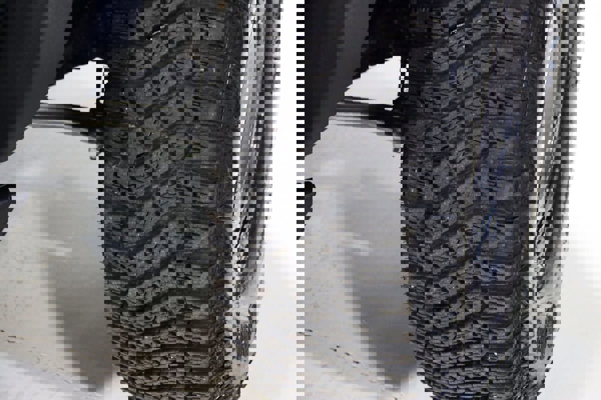 Used 2024 Ford Bronco Everglades image 12