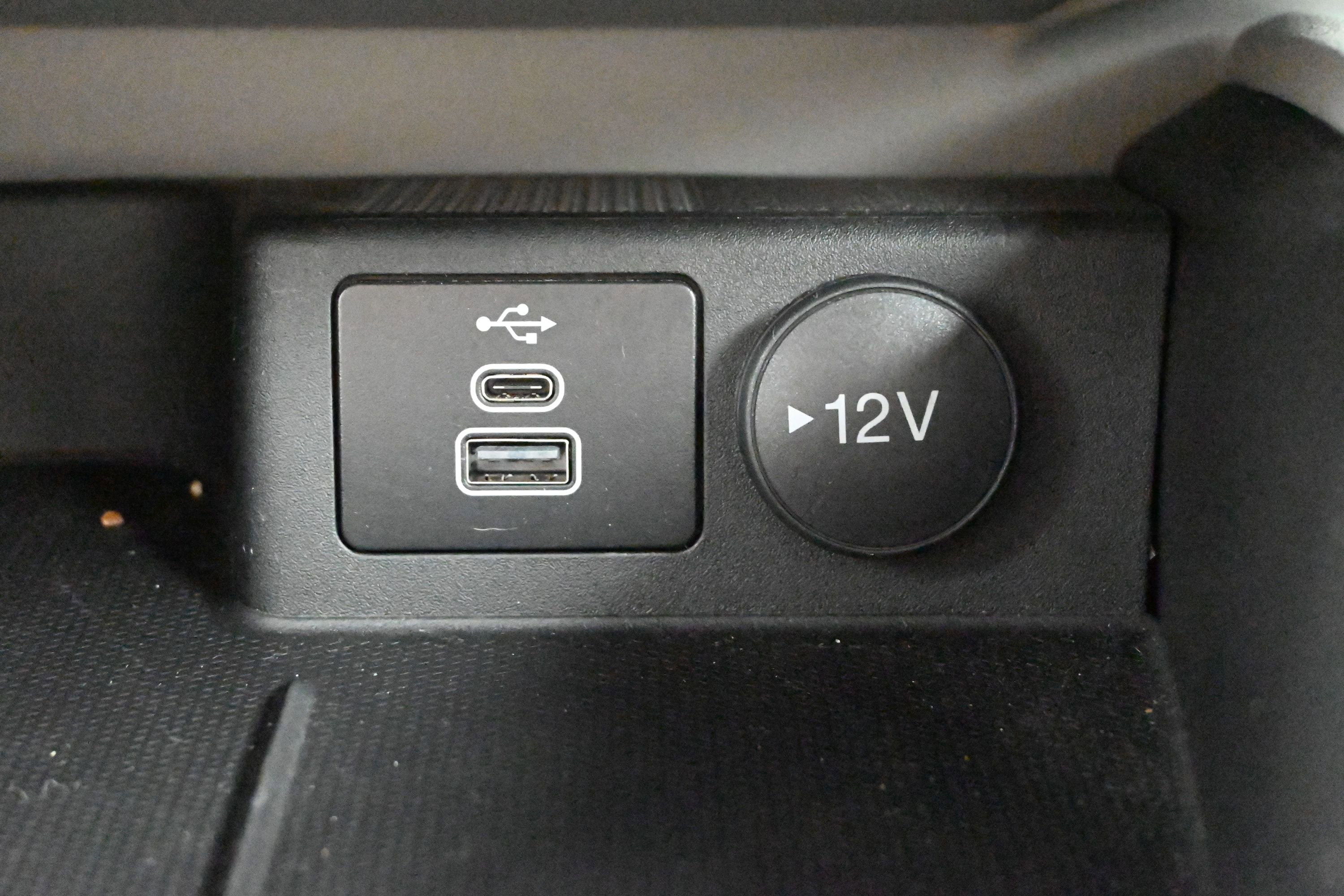 Used 2024 Ford Escape Active AWD/4WD image 19